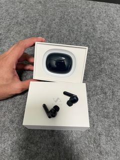 (Category: ) located in . Submitted by tech.preloved (Listing ID 1276854100, Image 1). Description: .