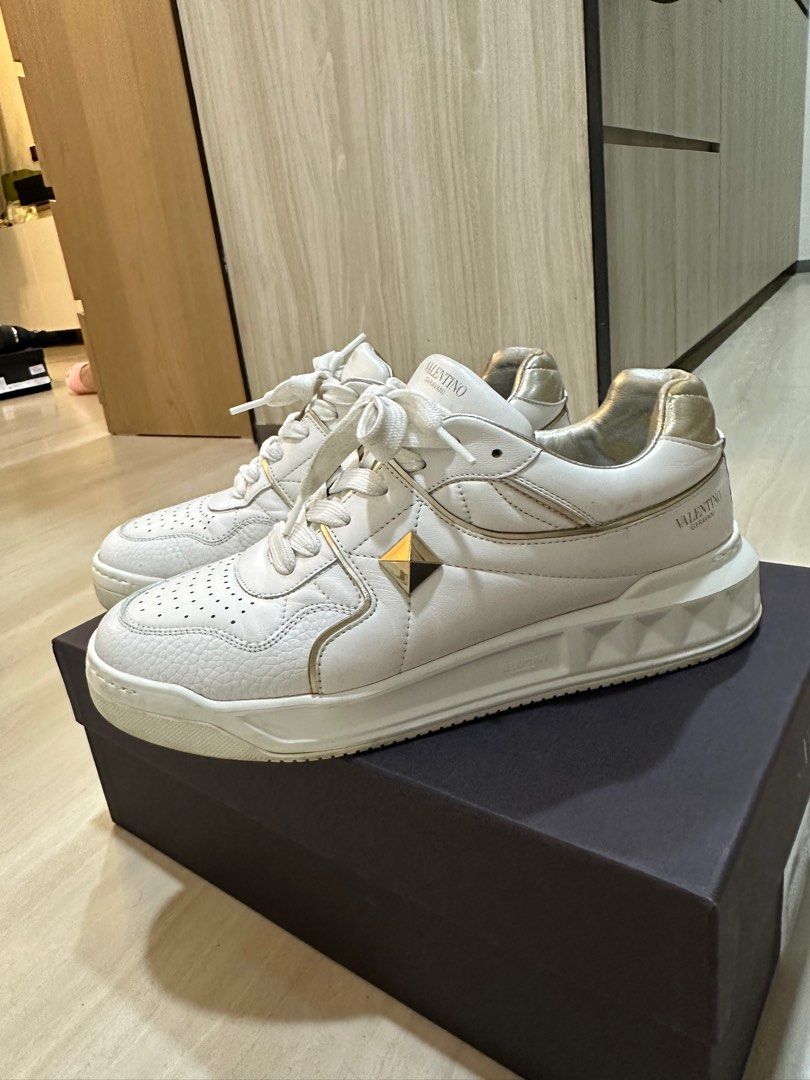 All white valentino trainers store