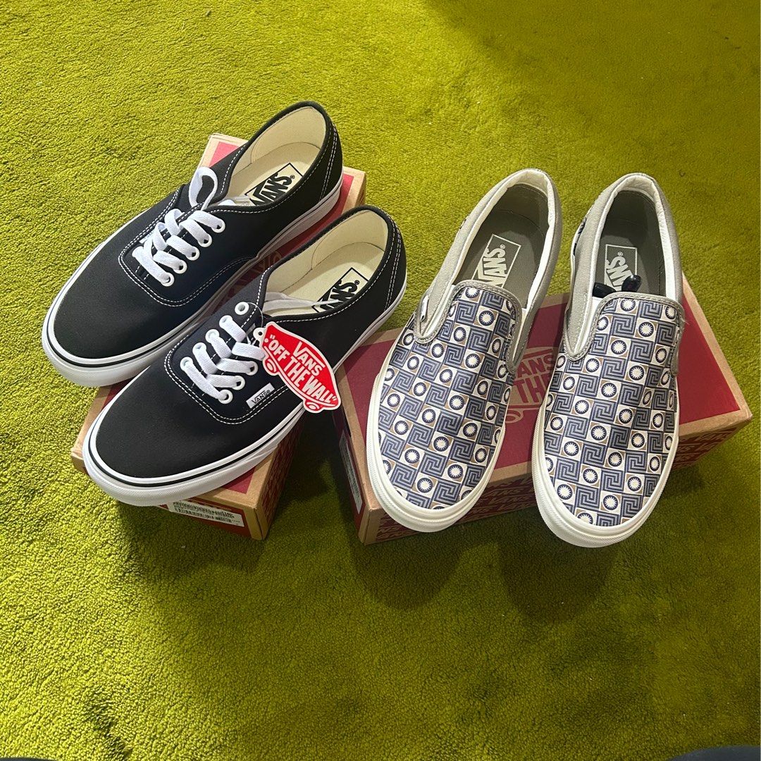 Old skool discount vans slip ons