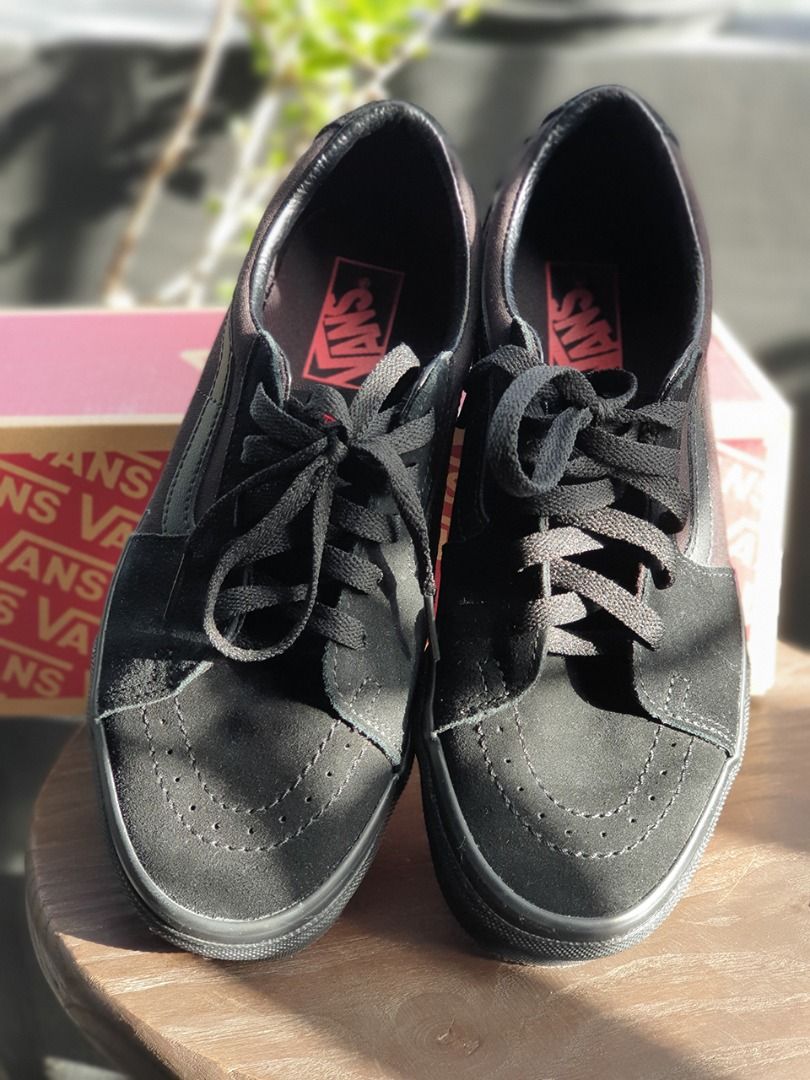 Size 8 deals black vans