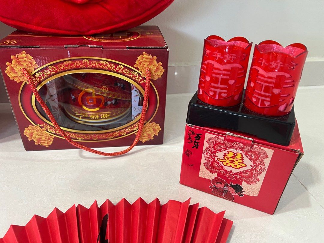 Wedding items outlet