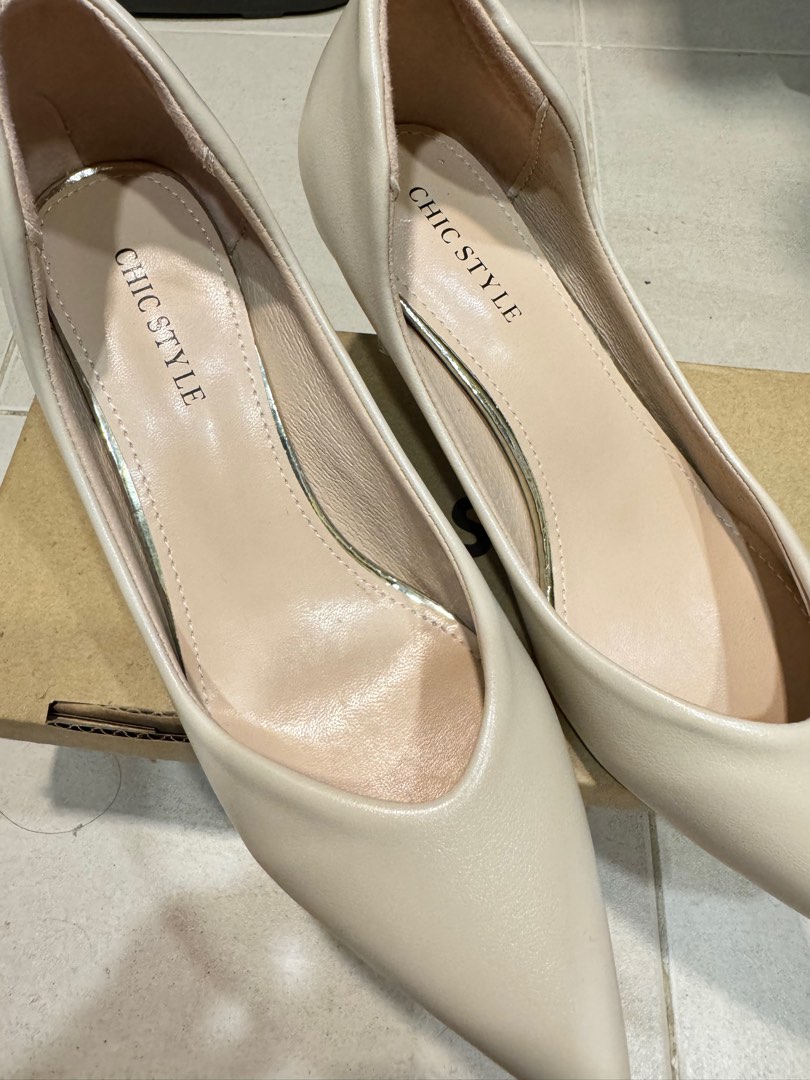 lol slip on shoes