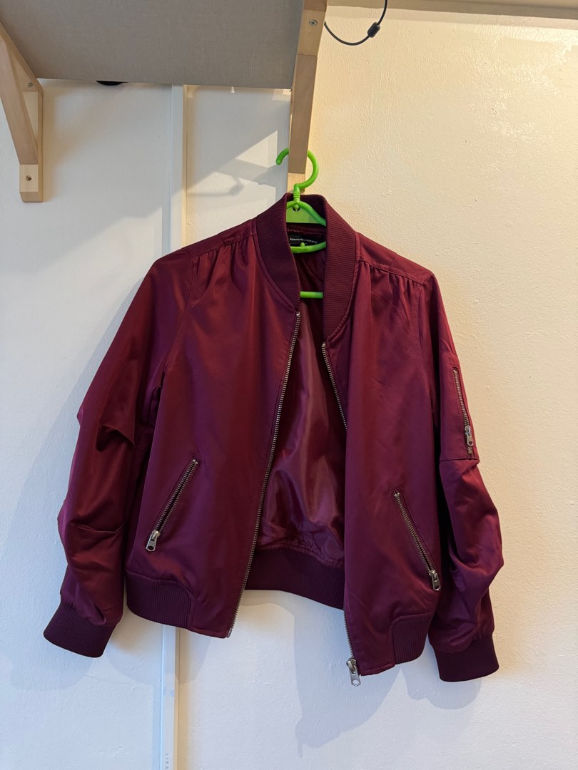 Wine red best sale bomber jacket
