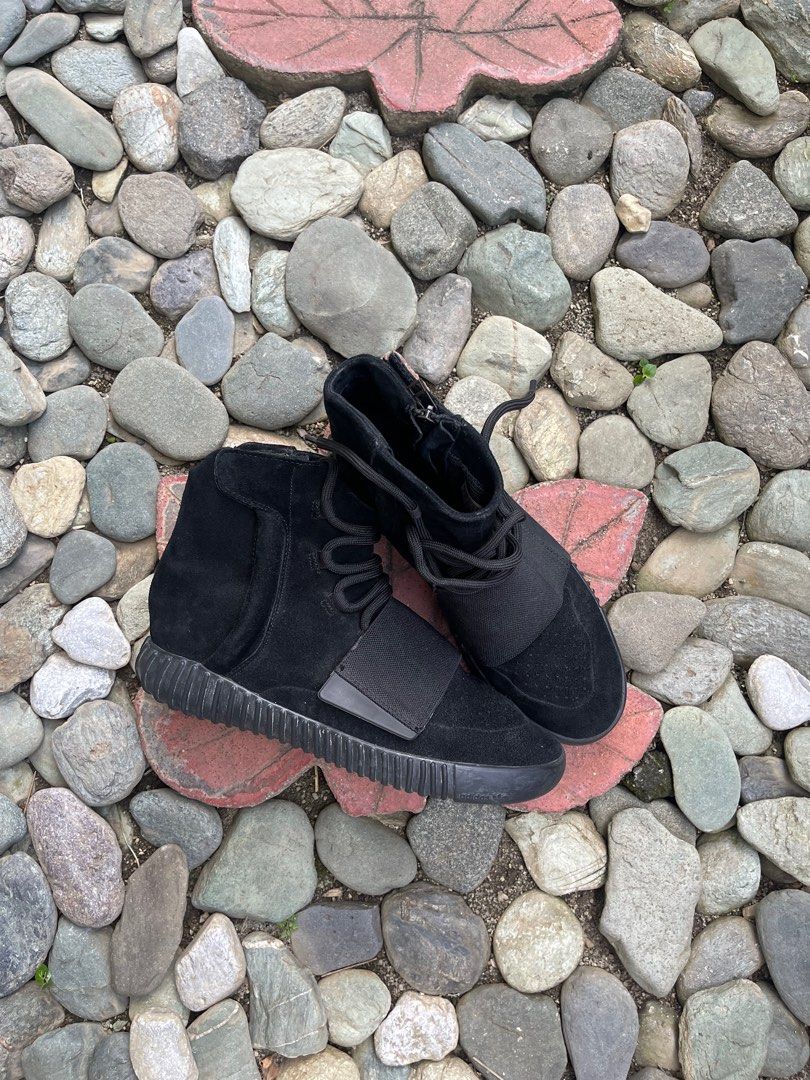 Yeezy cheap 750 used