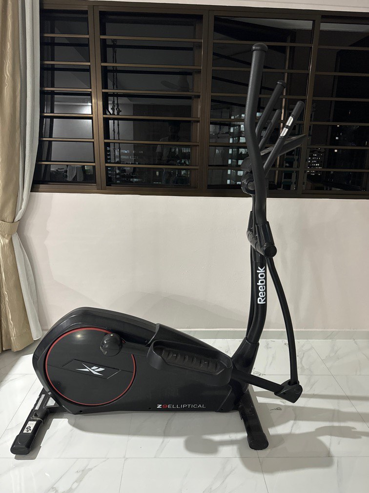 Reebok z9 elliptical cross trainer hotsell