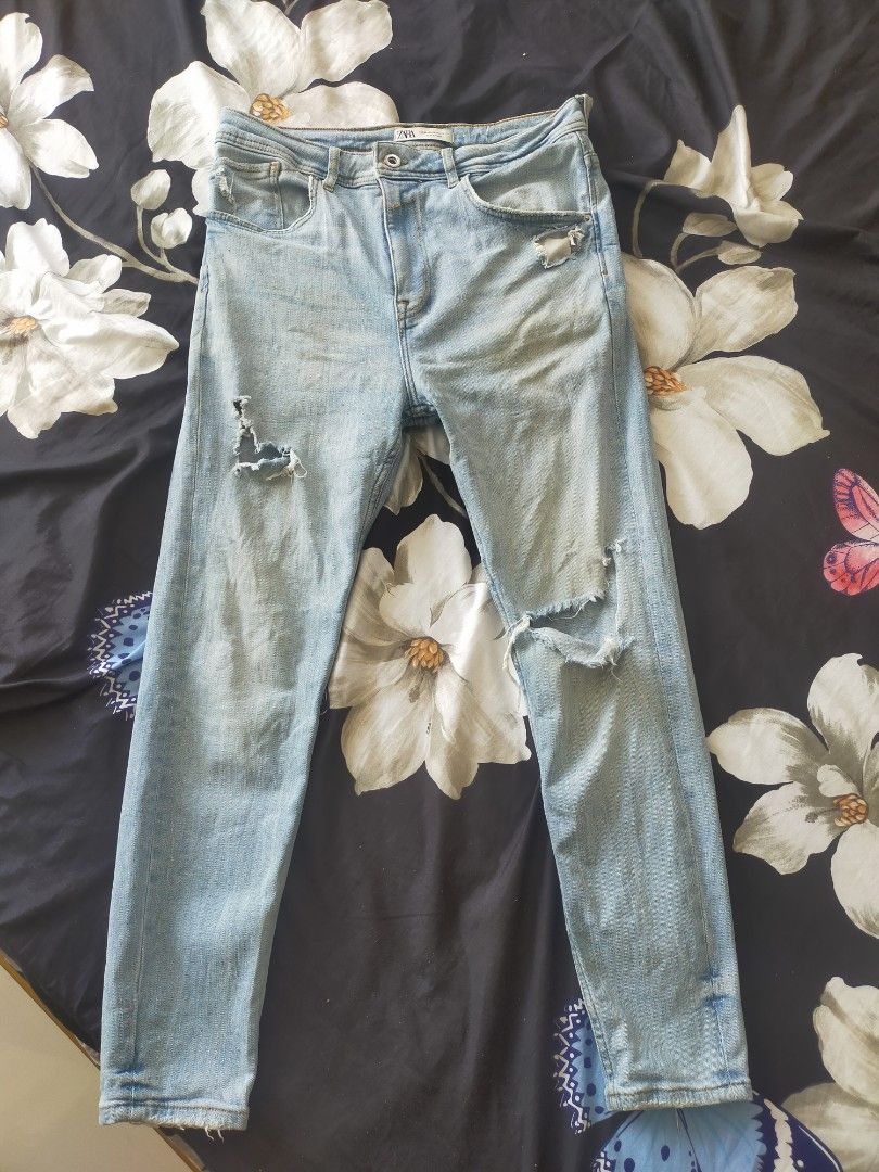 Adidas online ripped jeans