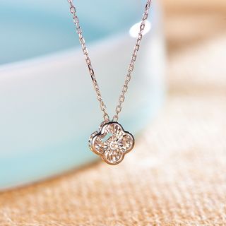 Gold 4 leaf clover pendant new arrivals