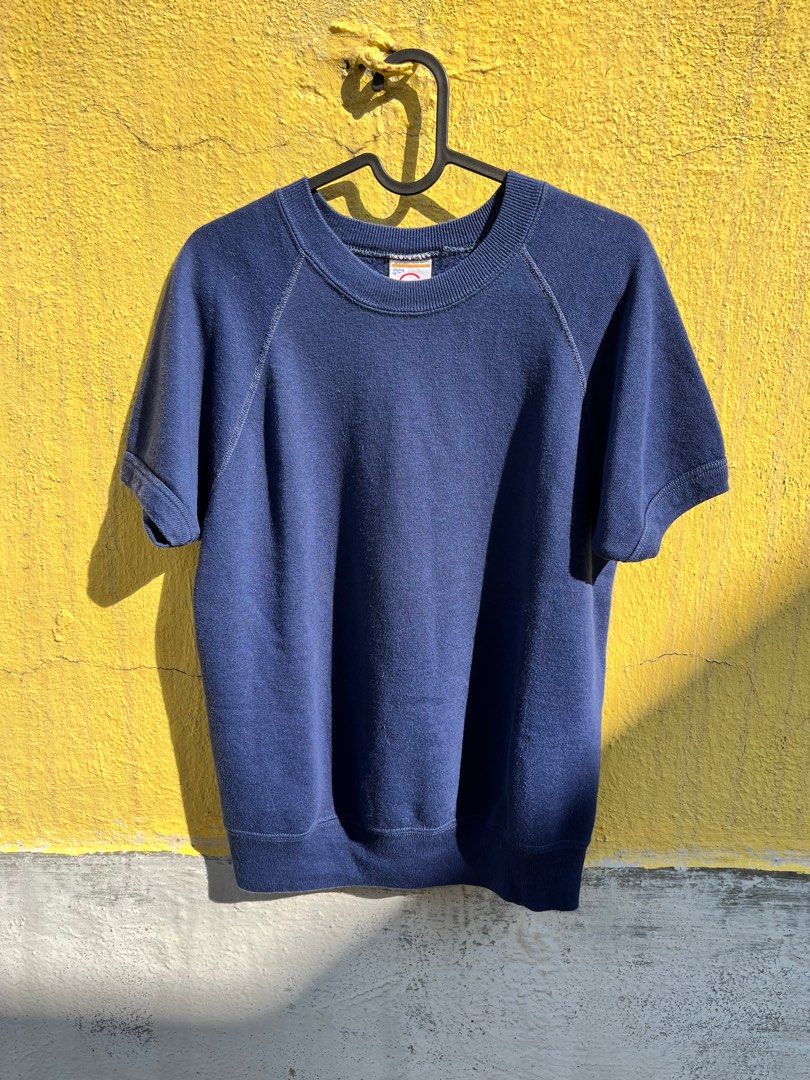 Vintage navy sweatshirt top