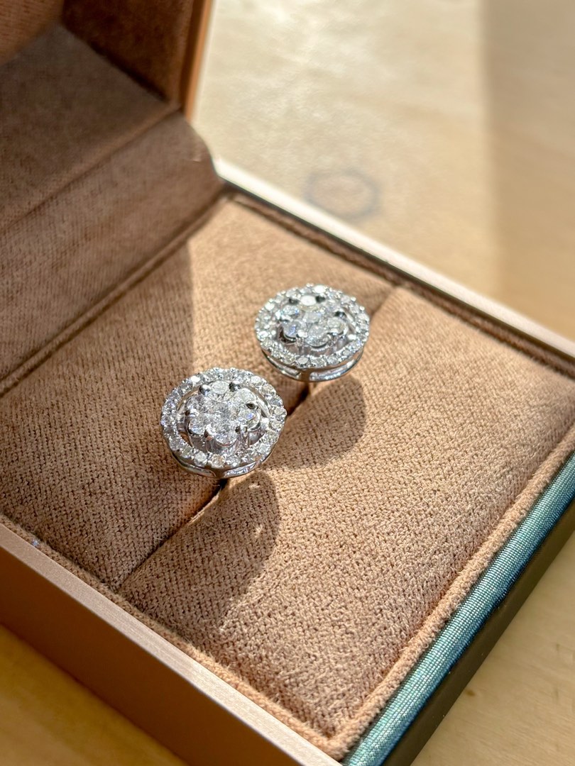 Carat face illusion diamond clearance