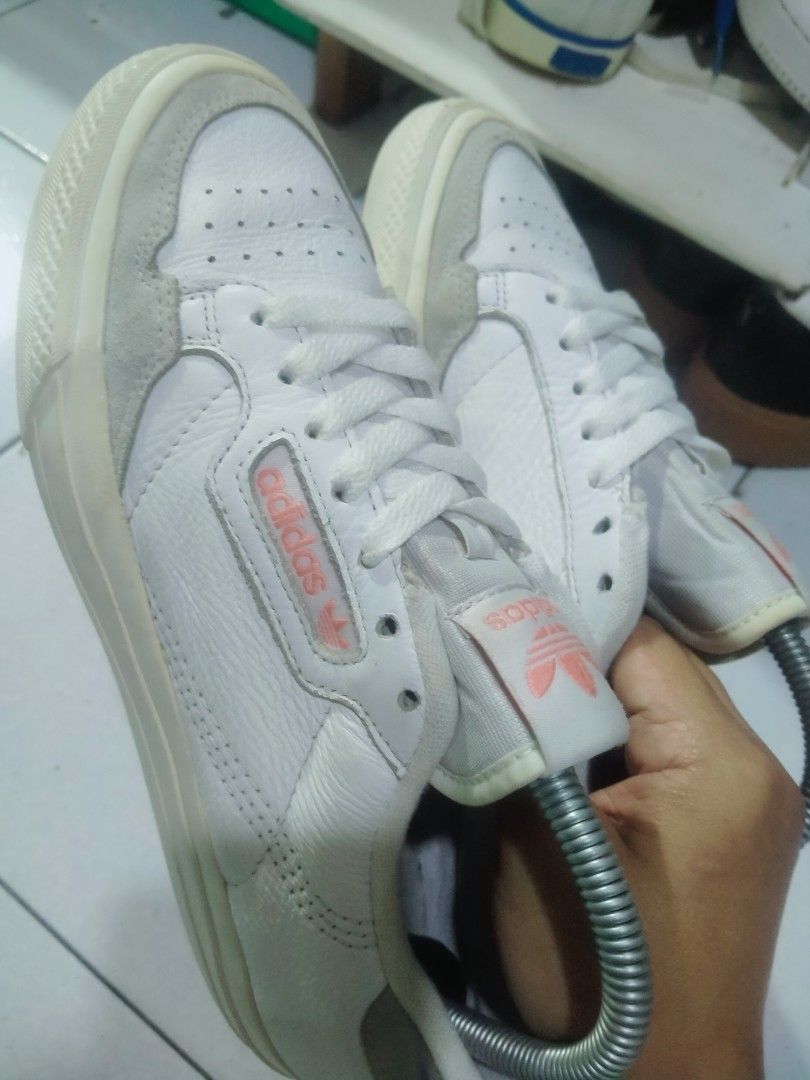 Adidas sales continental 39
