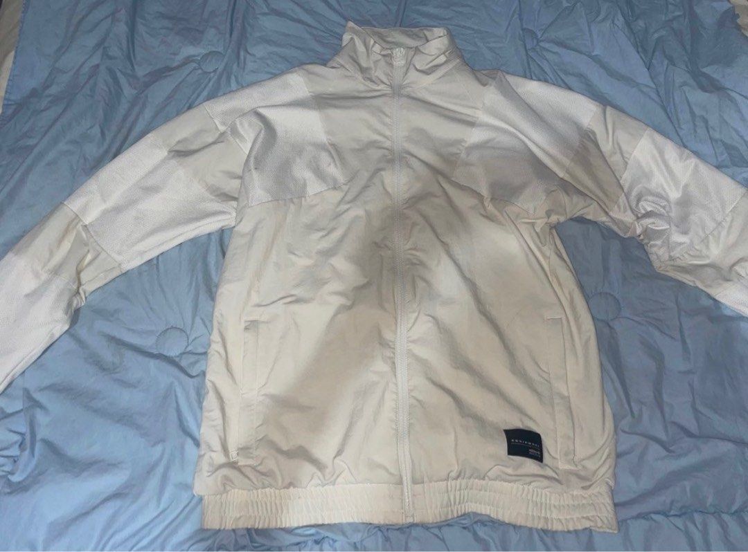 ADIDAS EQT ADV 91 18 Windbreaker Jacket Women s Fashion Coats Jackets and Outerwear on Carousell