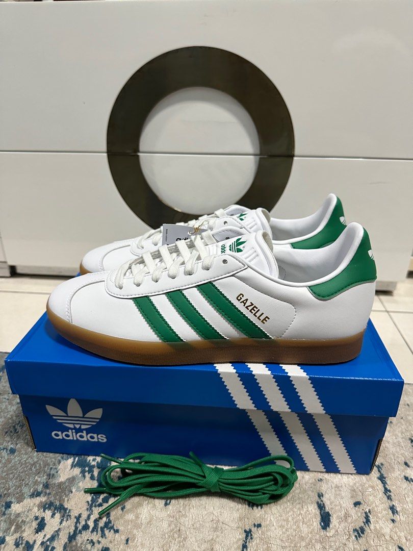 Gazelle adidas top size 5