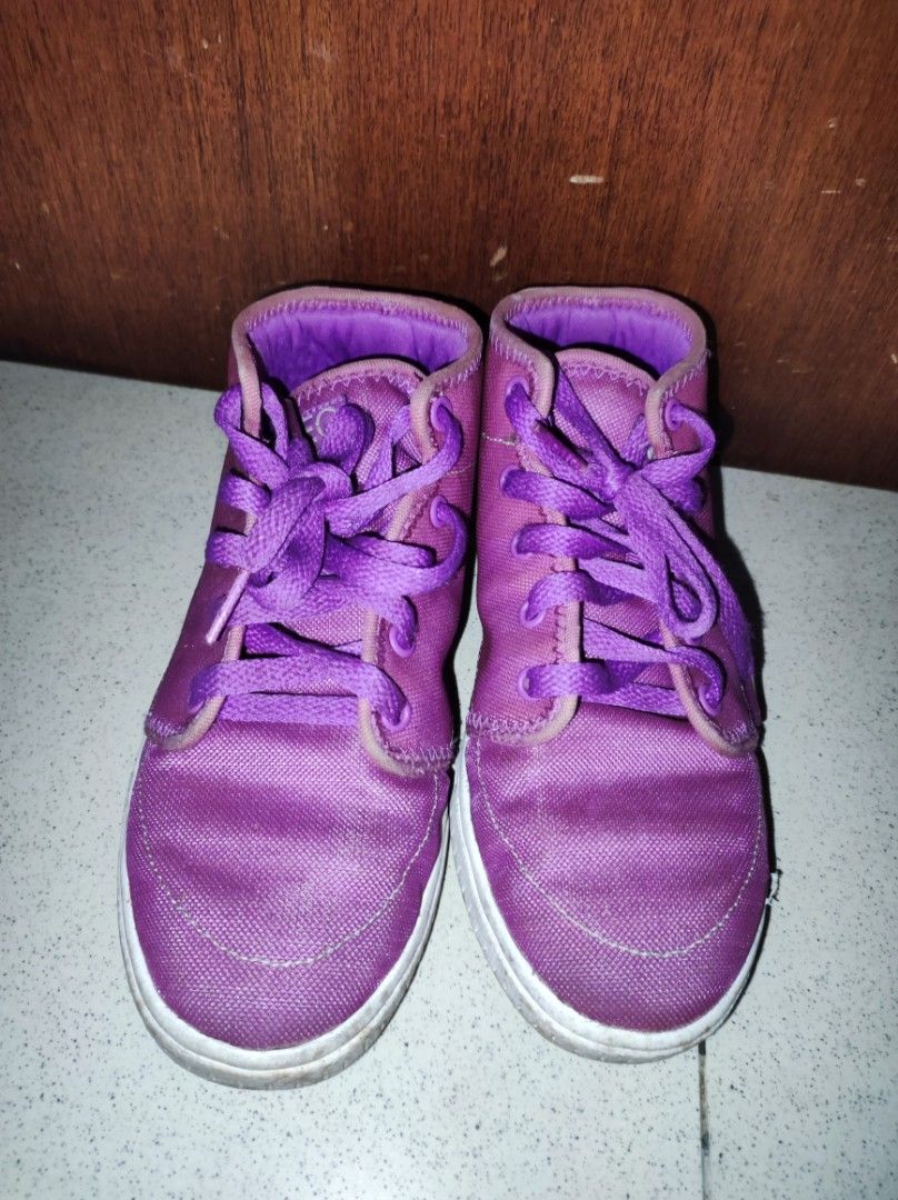 adidas neo purple original size 34 Fesyen Wanita Sepatu di Carousell