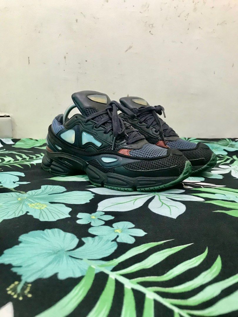Night hot sale marine ozweego