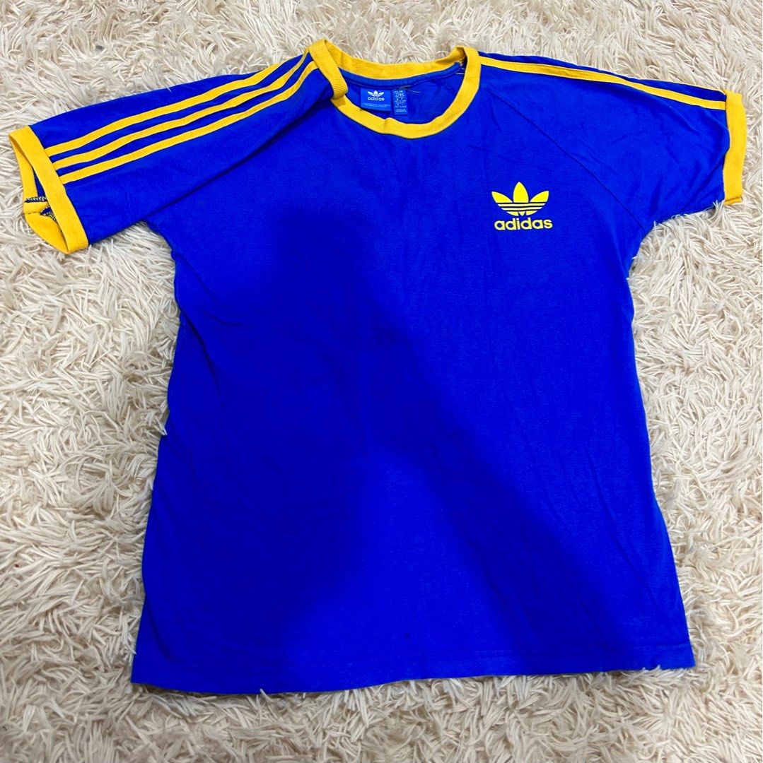 Adidas originals t shirt blue outlet yellow