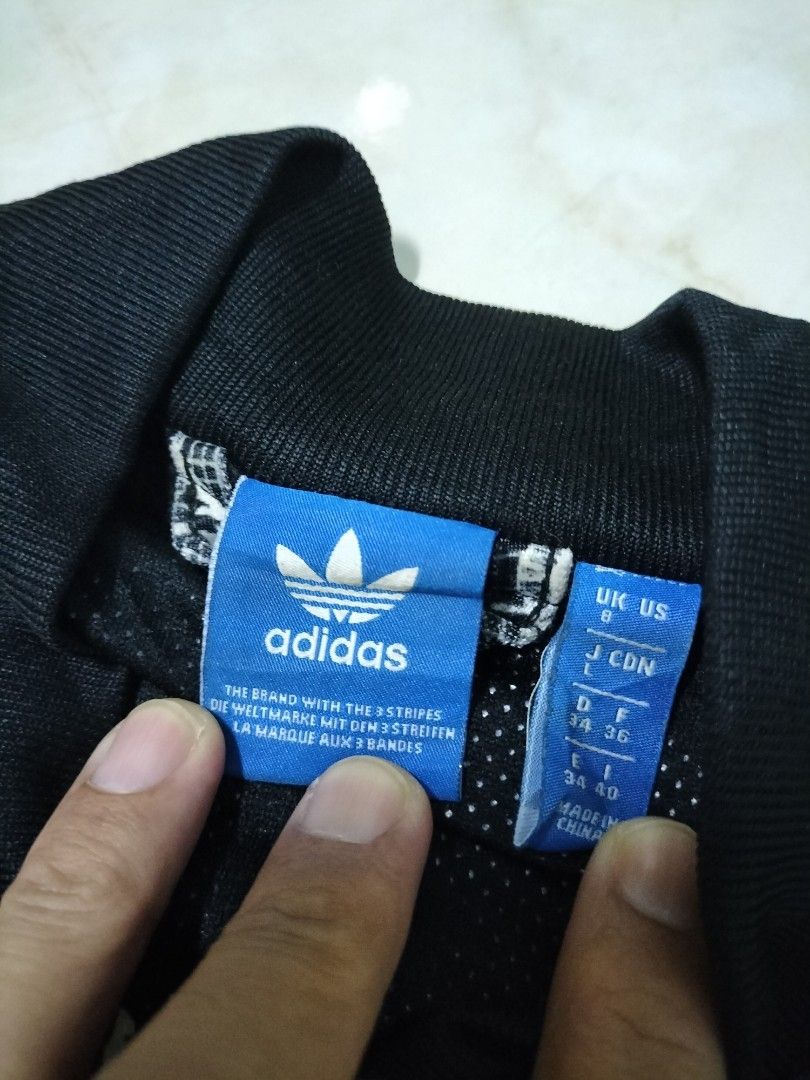 Adidas Tracktop Floral Embroidery size S
