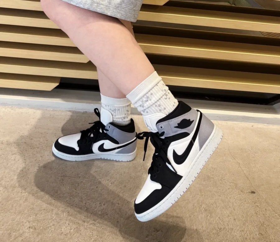 Jordan aj 1 mid se white hotsell
