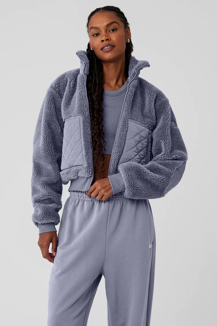 alo_yoga_sherpa_edge_bomber_17 alo_yoga_sherpa_edge_bomber_17