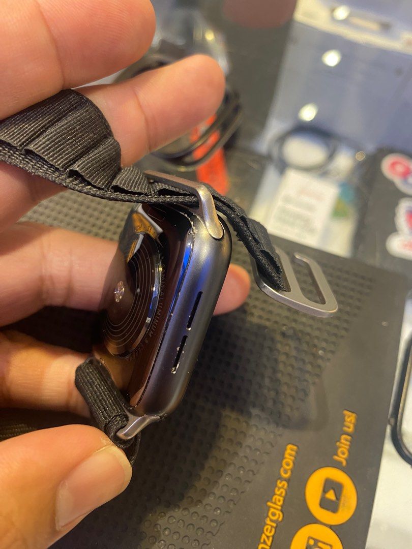 how to add my apple watch se to find my