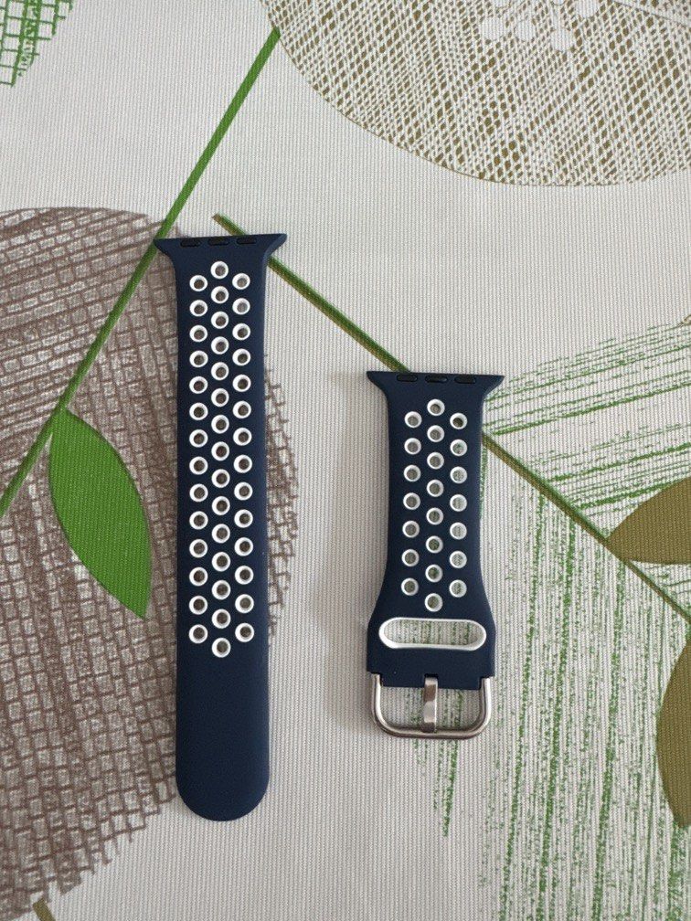 navy blue nike apple watch band