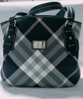 Burberry blue label bag hot sale singapore