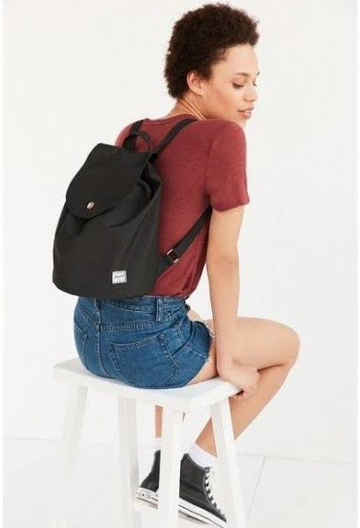 Authentic Herschel Reid Women s Fashion Bags Wallets Backpacks on Carousell