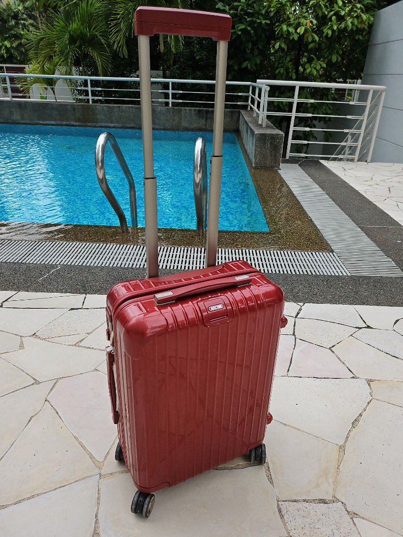 Rimowa salsa deluxe red hot sale