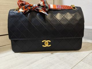 (Category: ) located in . Submitted by luvbags (Listing ID 1277286229, Image 1). Description: .