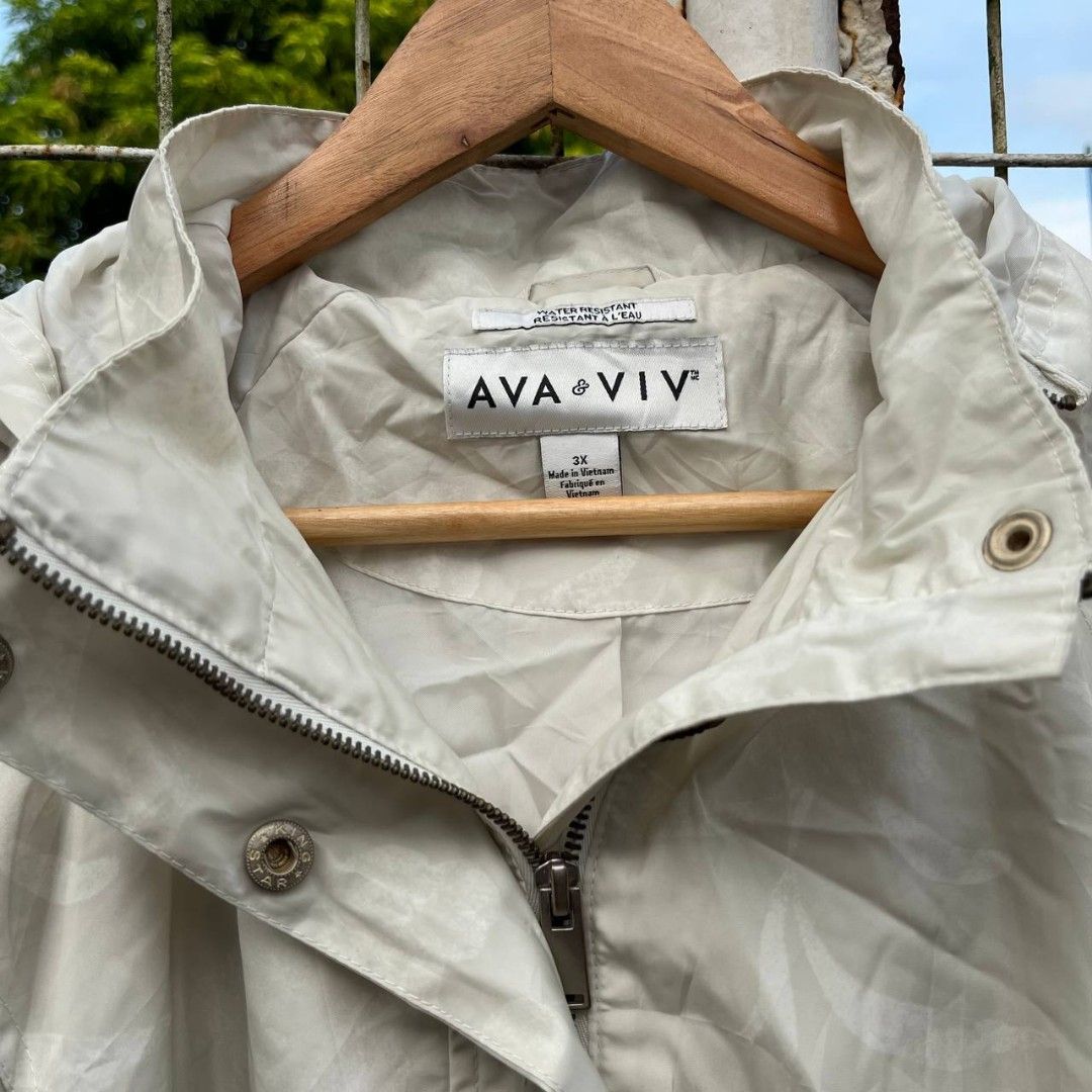 AVA VIV TRENCH NYLON JACKET, Women's Fashion, Coats, Jackets and Outerwear  on Carousell