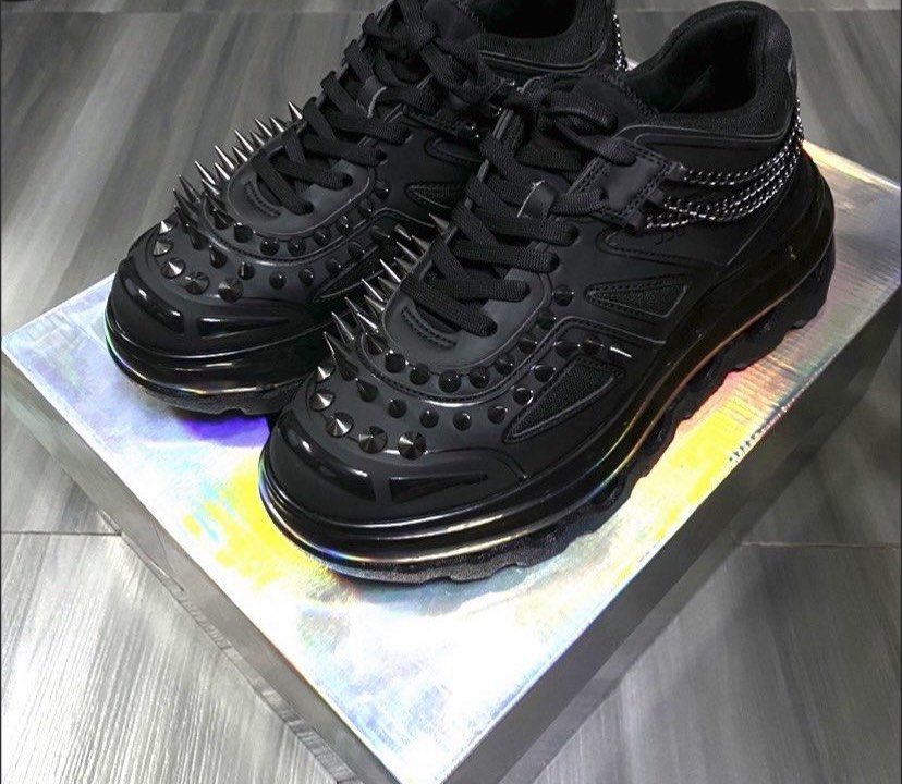 Balenciaga Triple S 設計師Shoes53045 Gets Moody With Bump'Air Black Gothic巴黎世家