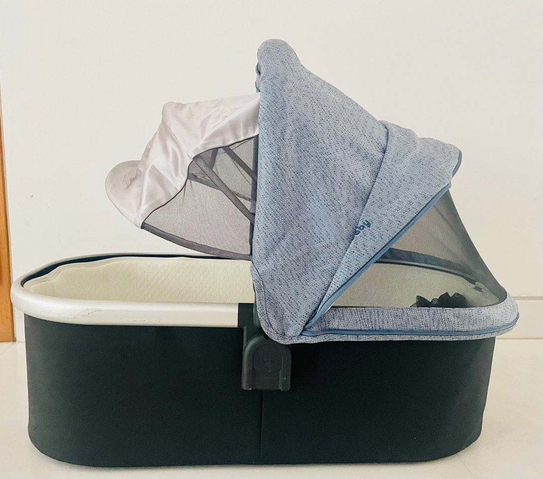 Uppababy bassinet henry 2025