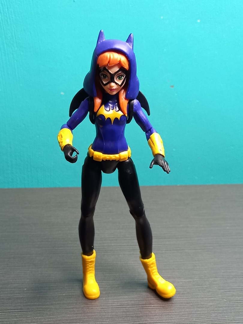 "Batgirl" 2015 Mattel DC Super Hero Girls Action Figure 6", Hobbies