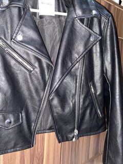 (Category: ) located in . Submitted by kthbns_ext (Listing ID 1277241107, Image 1). Description: .