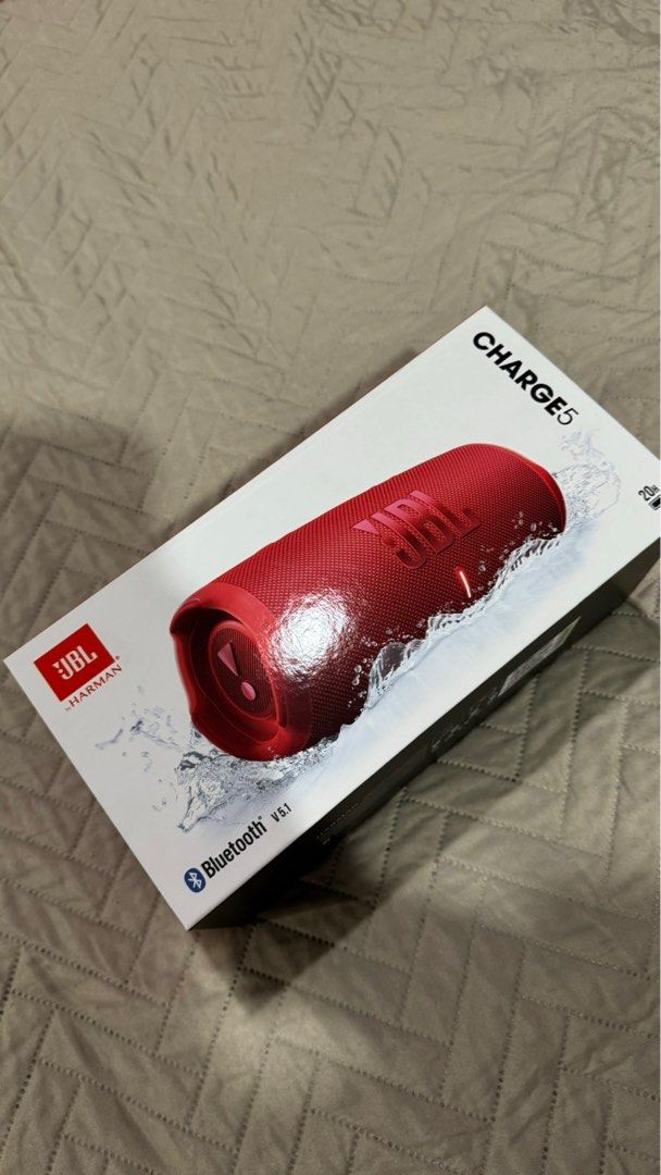 BNEW JBL Charge 5 Waterproof Speakers (Category: Soundbars, Speakers & Amplifiers) located in Manila. Submitted by alexamc_ (Listing ID 1277153257, Image 1). Description: .