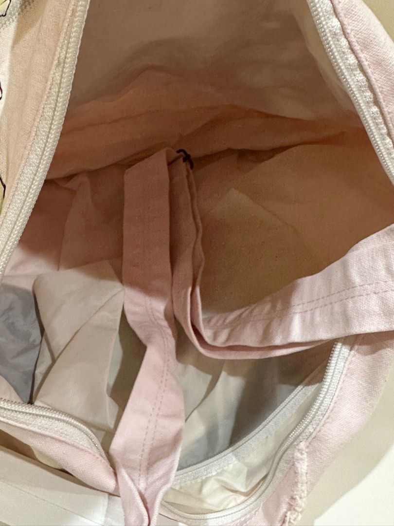 Body Glove Sling Bag (Spacious), Women's Fashion, Bags & Wallets, Cross