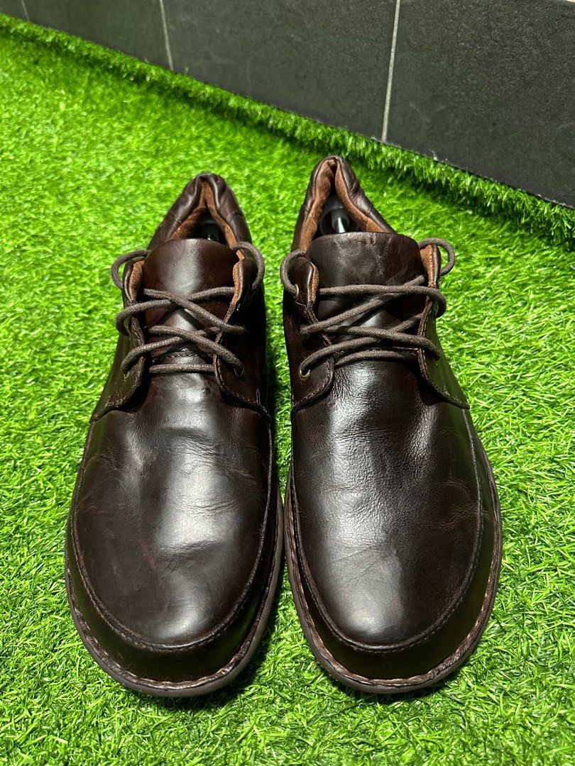 Born leather top shoes