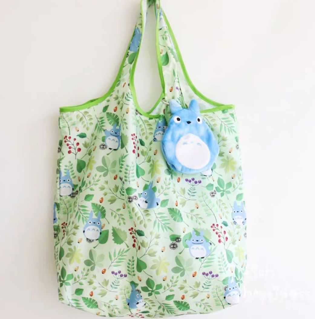 (Ready Stock from Japan 🇯🇵 ) Brand New with Tag Studio Ghibli Totoro Shopping Tote Bag - Chu Totoro Plush Foldable Keychain Tote Bag (Category: Tote Bags) located in Singapore. Submitted by oddball.fishes (Listing ID 1277131900, Image 1). Description: Ready Stock from Japan 🇯🇵 Brand New with Tag Studio Ghibli Totoro Shopping Tote Bag - Chu Totoro Plush Foldable Keychain Tote Bag Max. Load: 10kg.