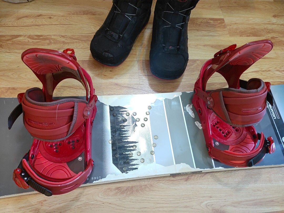 Burton custom 151cm custom binding size m, Head snowboard boots 