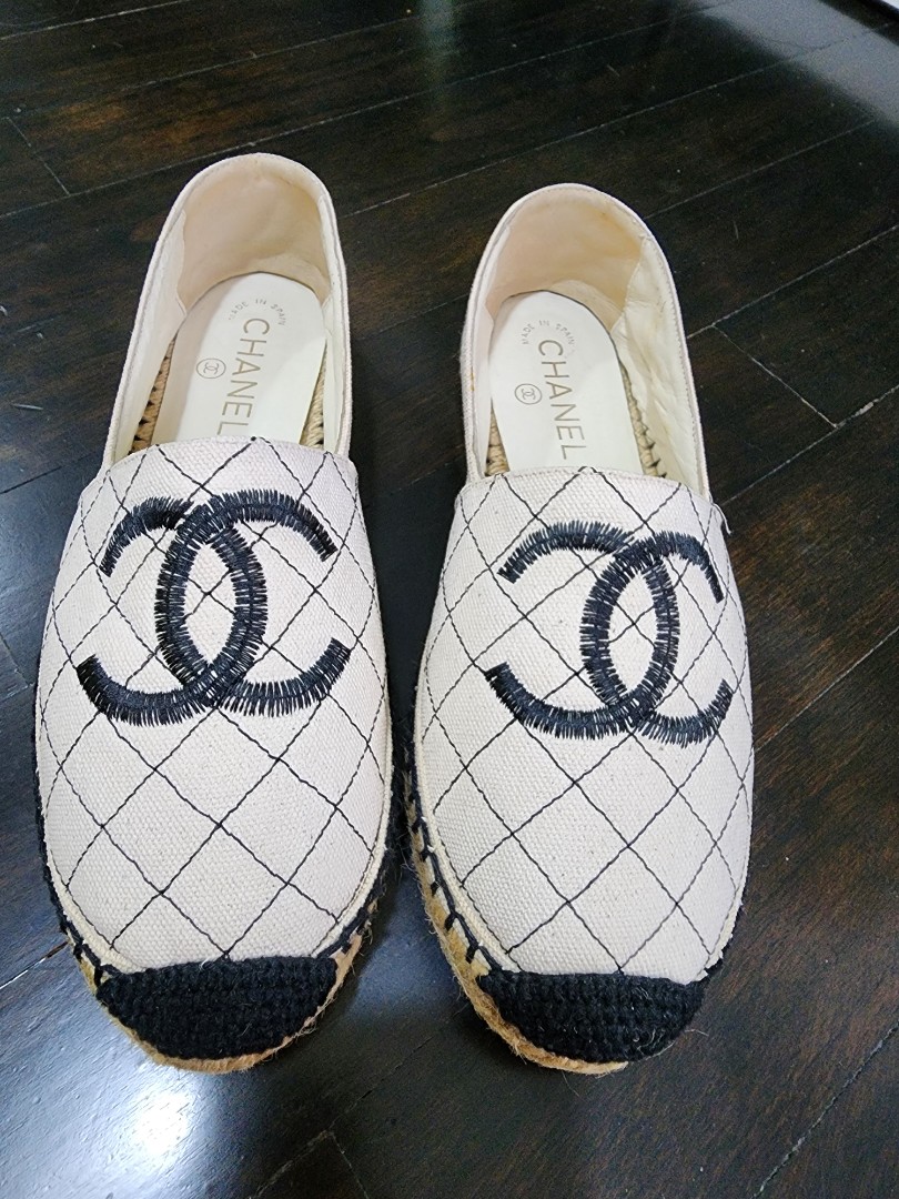 All white deals chanel espadrilles