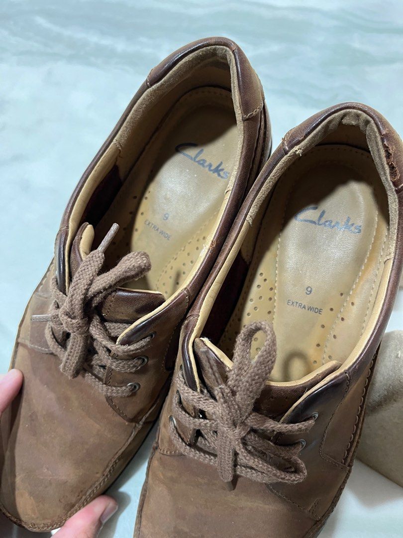 Clarks shoes discount size 9 wide