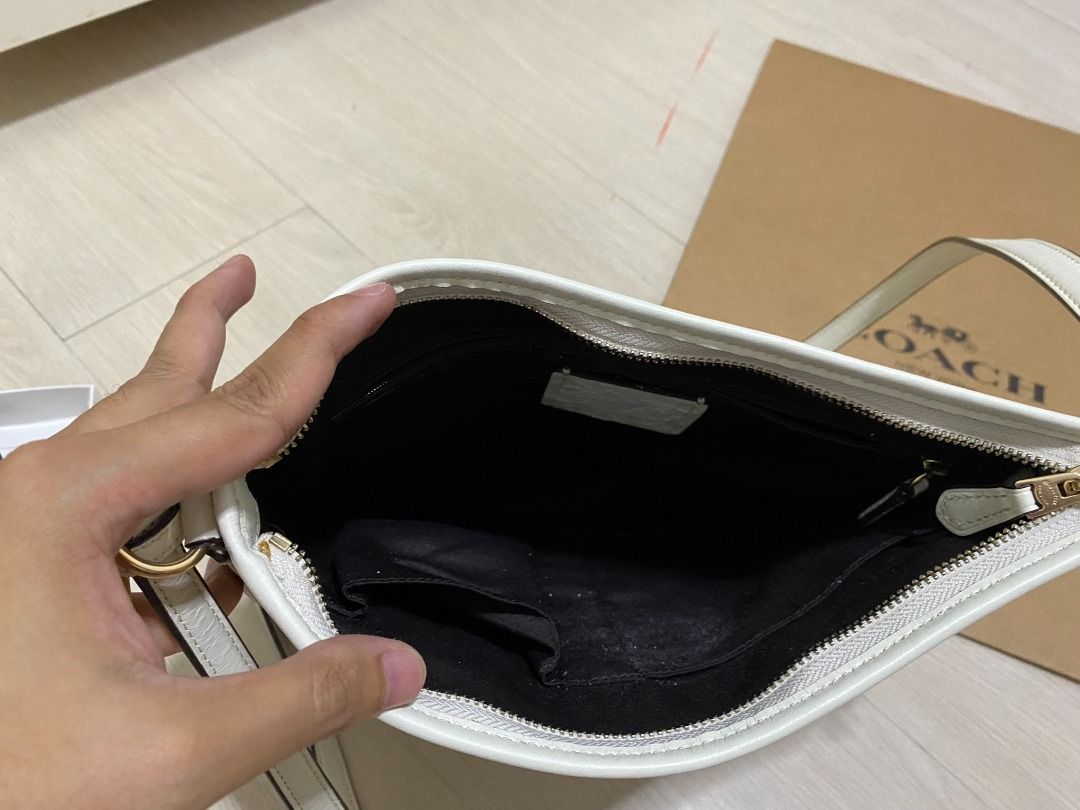 Coach signature file discount crossbody messenger bag f58297
