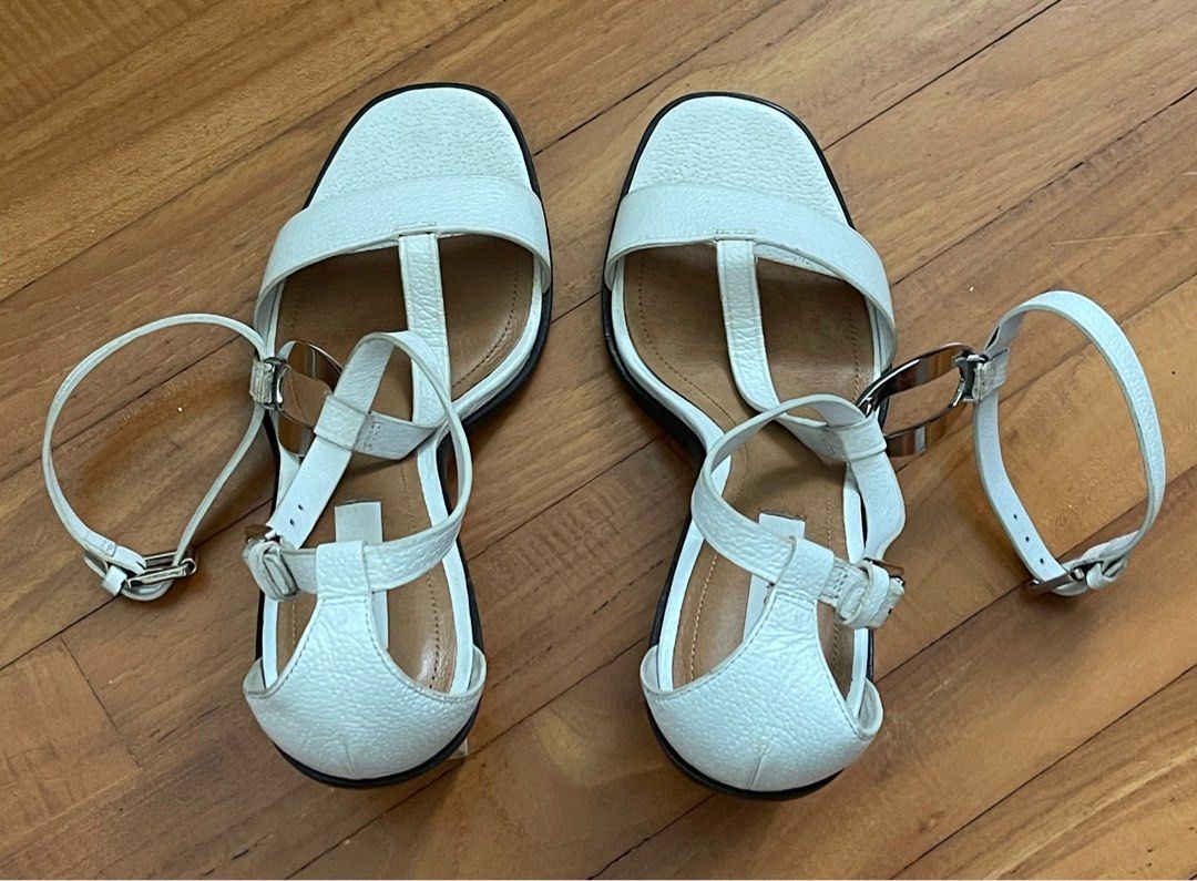 COACH white heels with buckles shoes