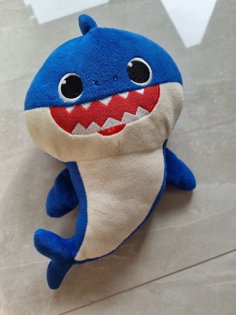 Daddy shark keychain cheap