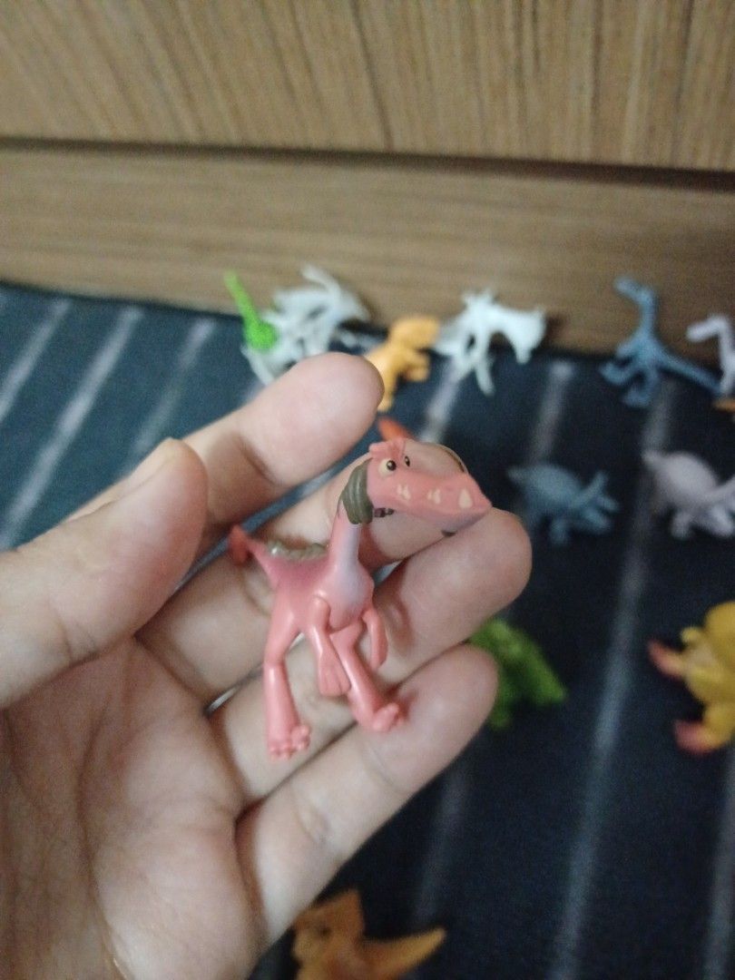 Disney Pixar The Good Dinosaur Mini Figures Toppers Lot, Hobbies & Toys