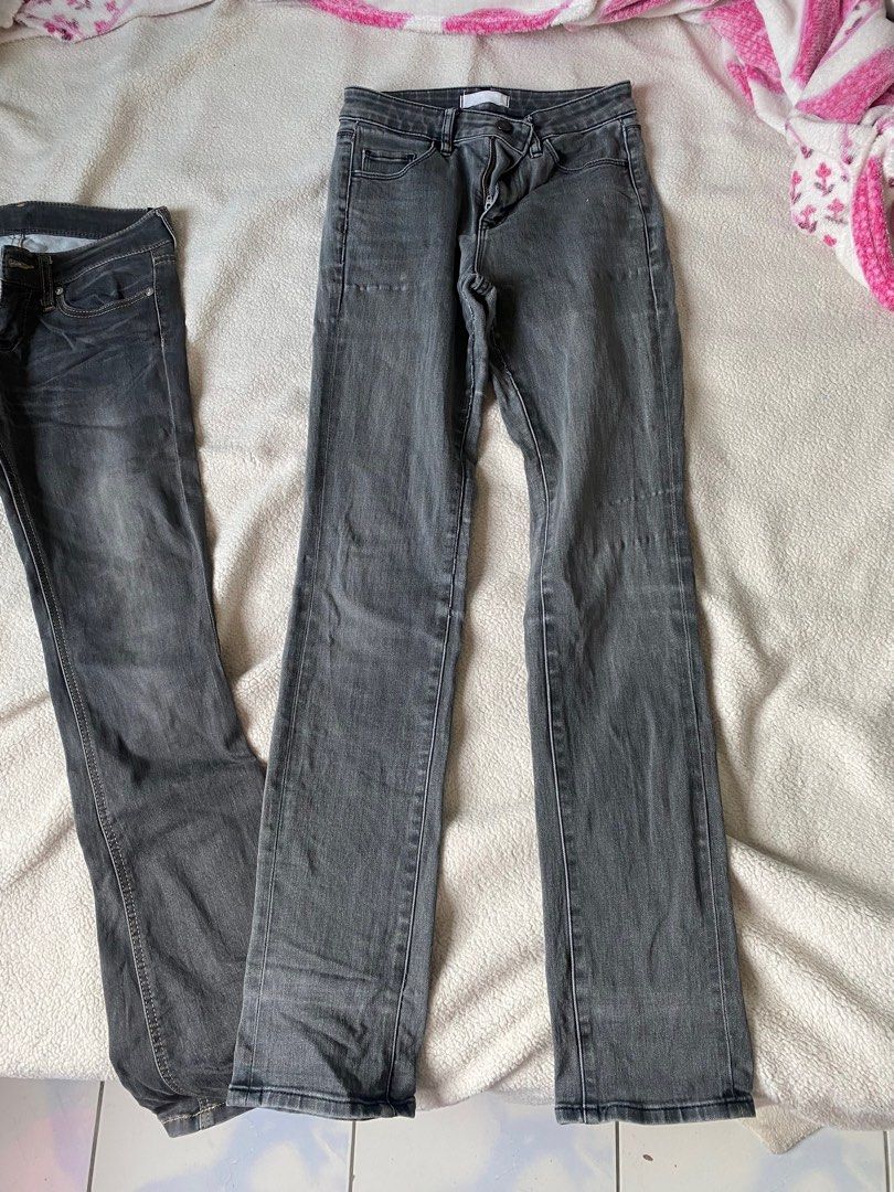 Faded High Waisted Straight Cut Jeans (Category: Jeans) located in Quezon City. Submitted by reigniris (Listing ID 1277123518, Image 1). Description: size 25-26, length around 33 inches .