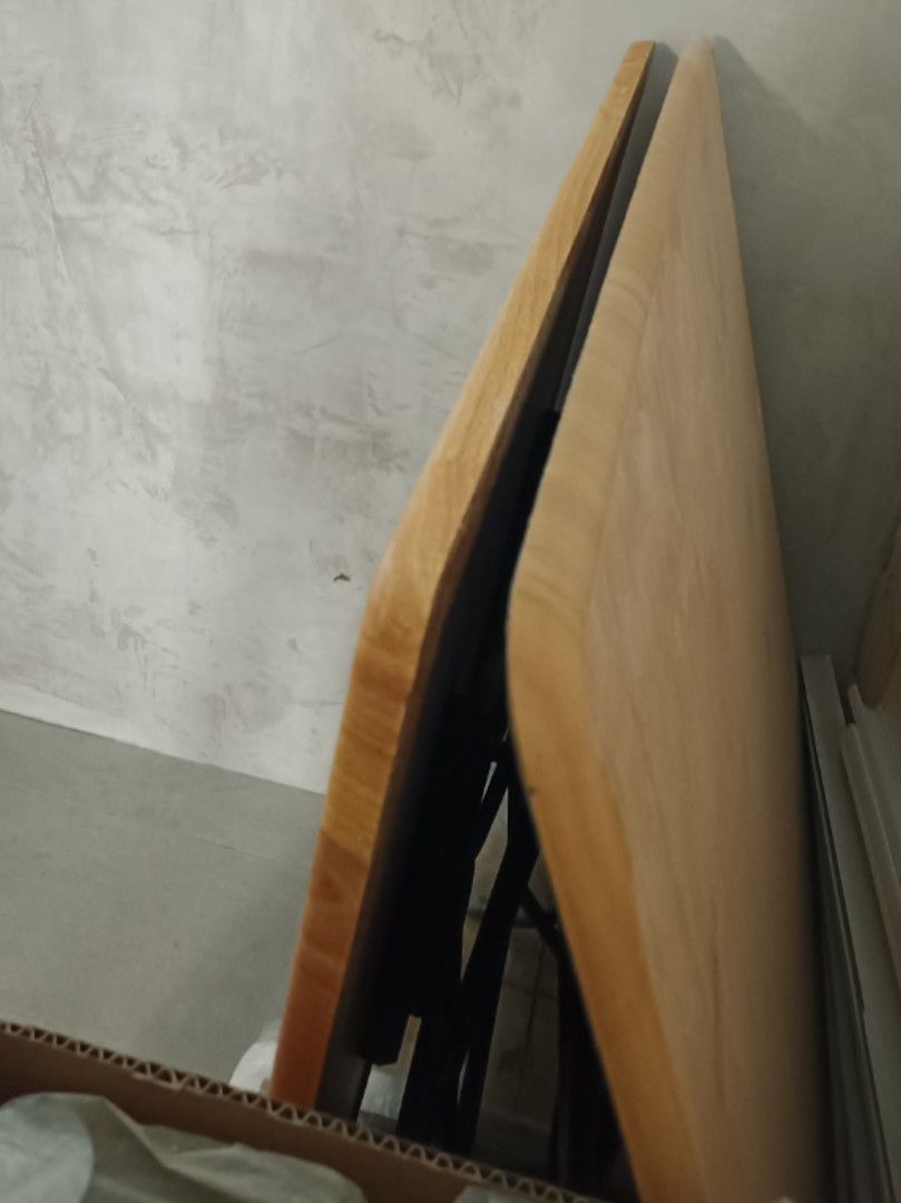 Foldable Table (Category: Tables & Sets) located in Singapore. Submitted by gohtt (Listing ID 1277195590, Image 2). Description: Foldable Multi-purpose table @ $30 Self pickup at 530552 or delivery for another additional $30.