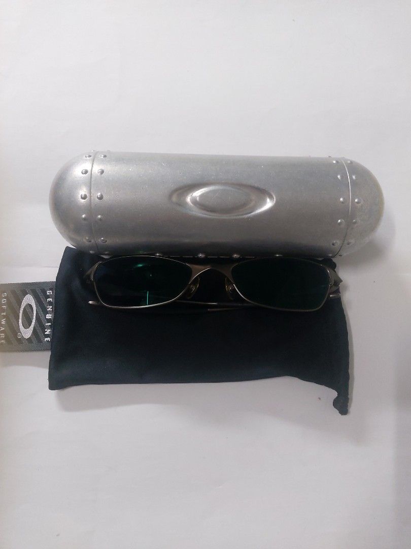 OAKLEY Software sunglasses - not fake in Shillington für 40,00 £ zum  Verkauf | Shpock DE