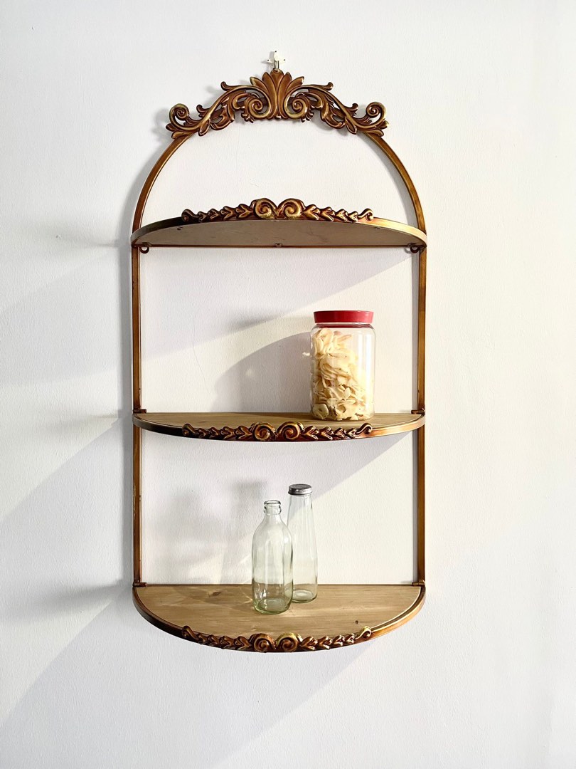 Semi circle shelf unit 2025