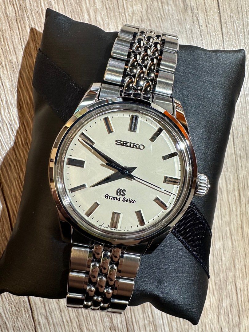 Grand seiko sbgw035 deals