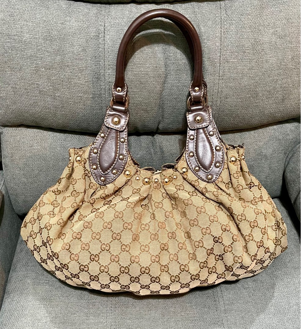 Gucci pelham store studded hobo